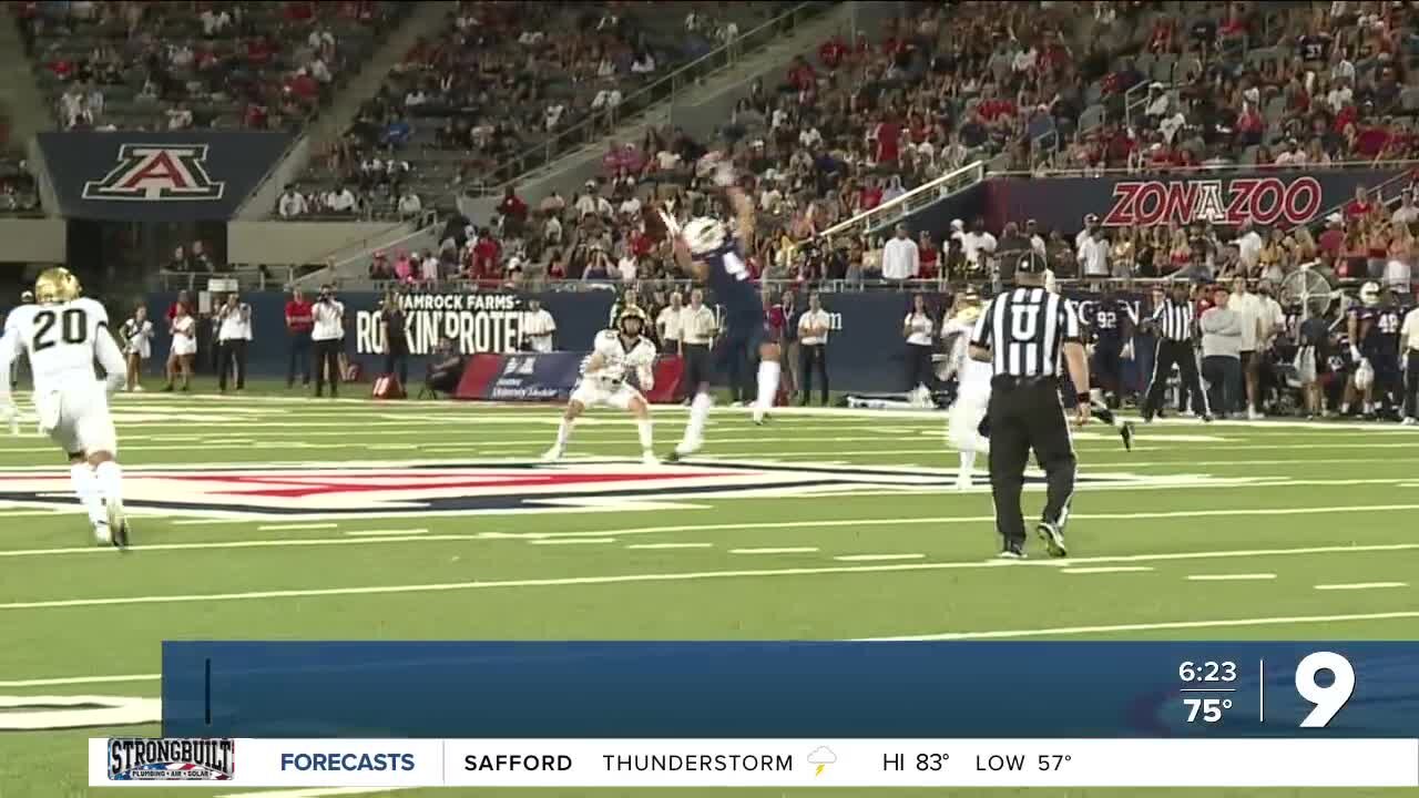 McMillan dazzles with one-hand catches