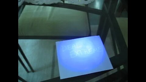 Invisible Ink Pen (Caneta com tinta invisível)