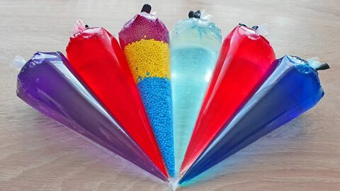 Making Crunchy Slime with Piping Bags #168