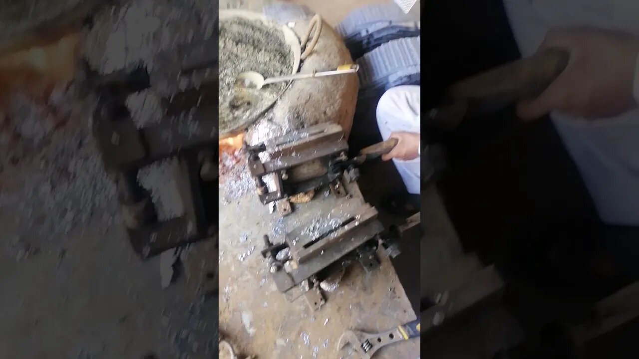 Grid casting for the lead acid battery