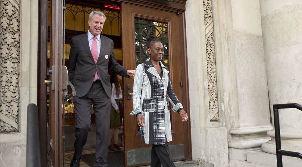 Bill de Blasio and Wife Raise Eyebrows - and BS Detectors - With Lovey-Dovey ‘Separat