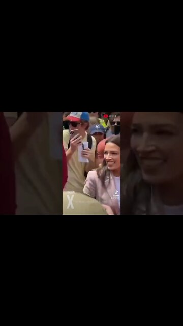 AOC arrives in front of Supreme Court Roe v. Wade “illegitimate” “into the streets” #roevswade