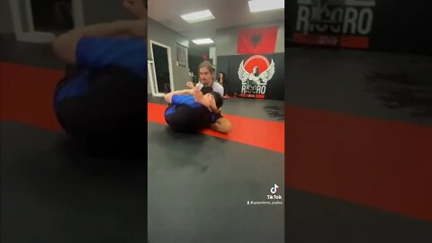 Disrespectful triangle choke #bjj #martialarts #mma