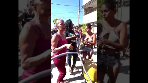 Ninguém aguenta mais