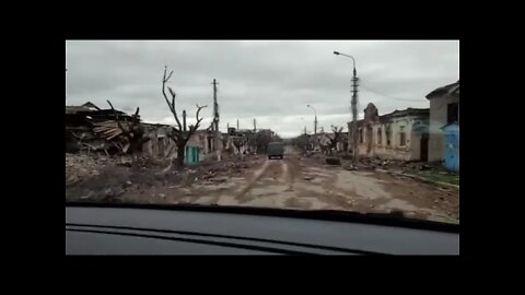 Кадри з Маріуполя, від яких холоне кров. Footage from Mariupol, from which the blood freezes.