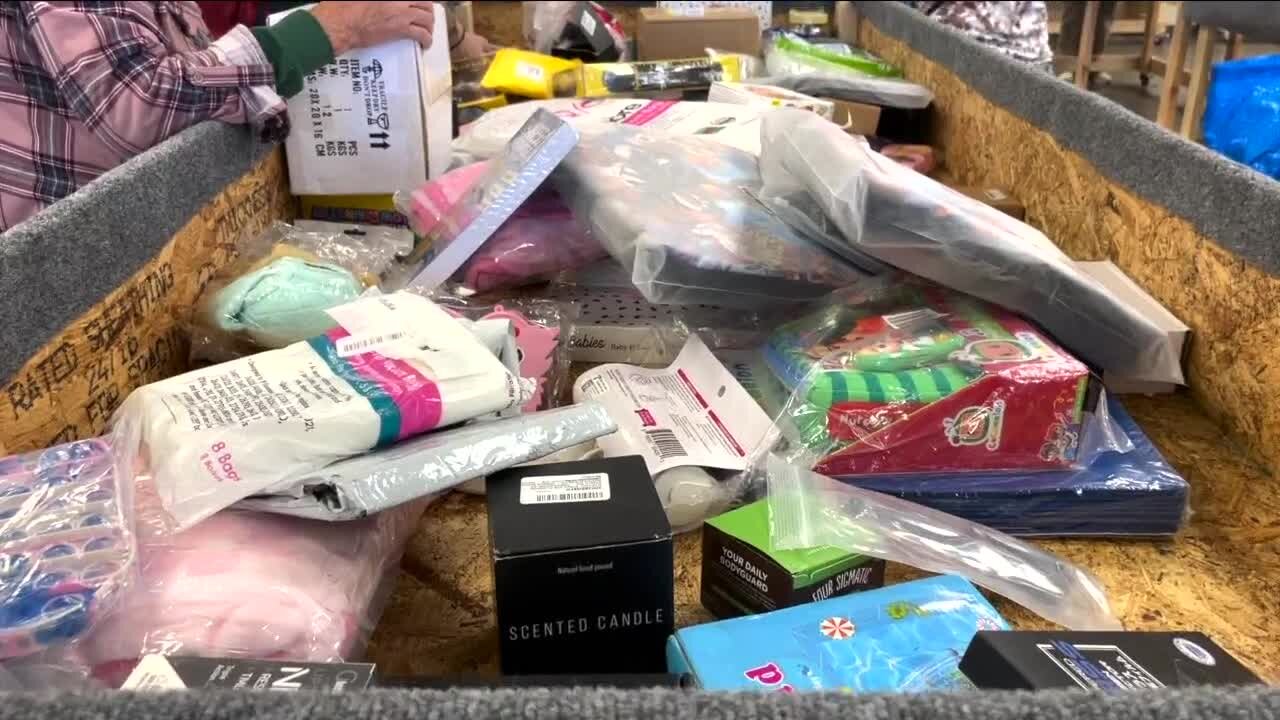 Bin Hub Lakeland offers bargain hunters a new place to shop.