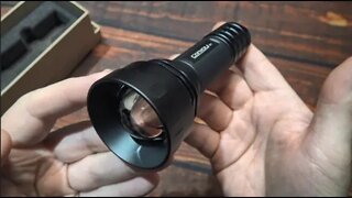 Convoy Z1 (SST70) Flashlight Review!