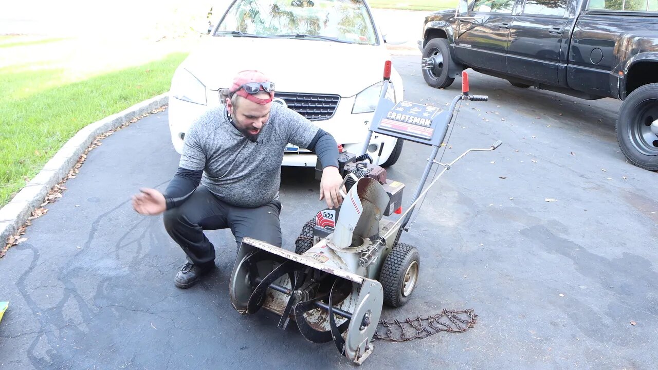 CHECK THIS FIRST IF YOUR SNOW BLOWER DOESN'T START! DON'T BE THIS GUY! PLUS TRIP DOWN MEMORY LANE