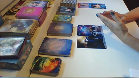 LEU IULIE - TE PREGATESTI PT NOI DECIZII