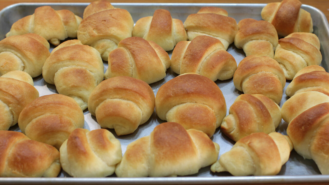 Soft No Knead Dinner Rolls