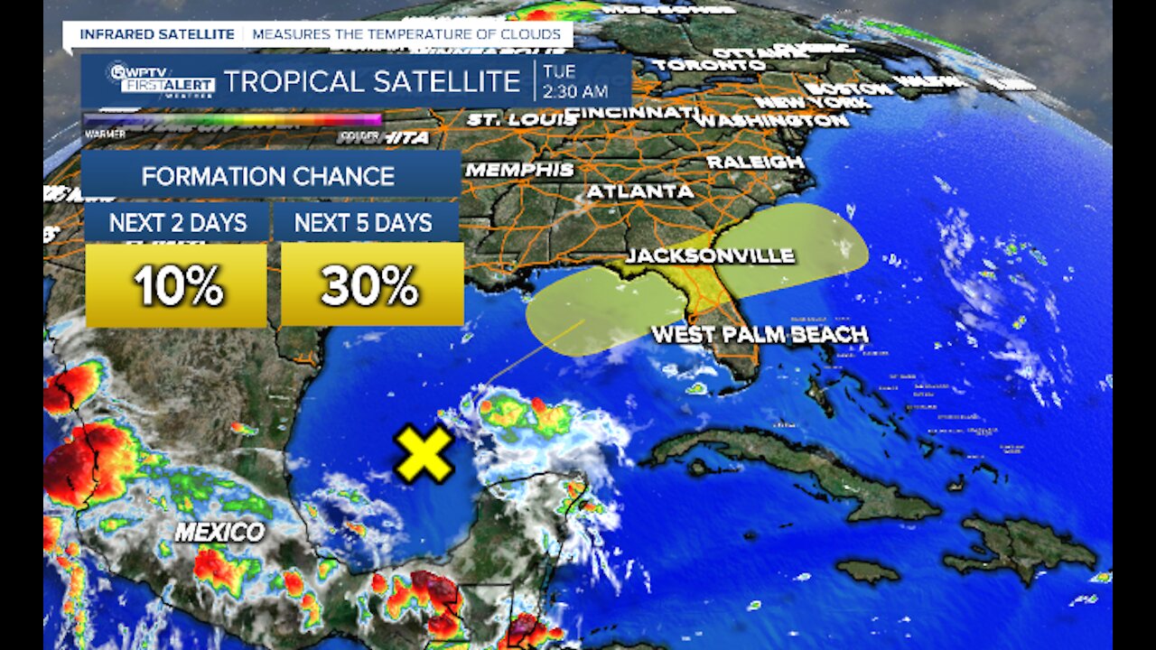 Tropical disturbance to move across Florida, Larry still a major hurricane