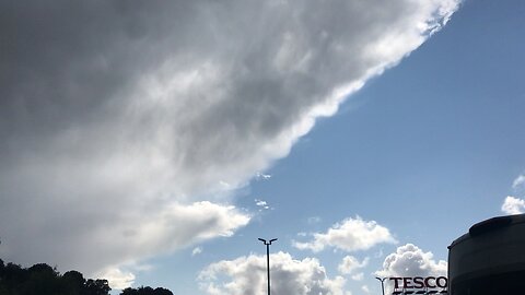 Uk Wales🏴󠁧󠁢󠁷󠁬󠁳󠁿 strange clouds july 2023