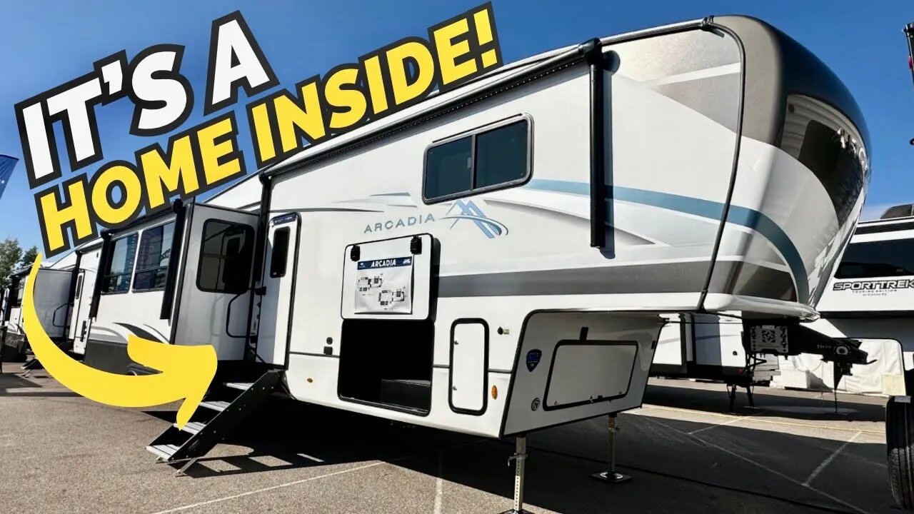 This fifth wheel RV feels like a home inside! Keystone Arcadia 3260RL