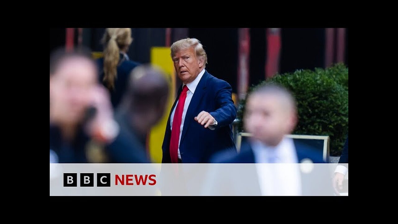 Donald Trump arrives in New York ahead of court appearance