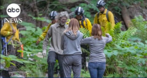 Missing hiker rescued after 10 days, survived by drinking a gallon of water a day