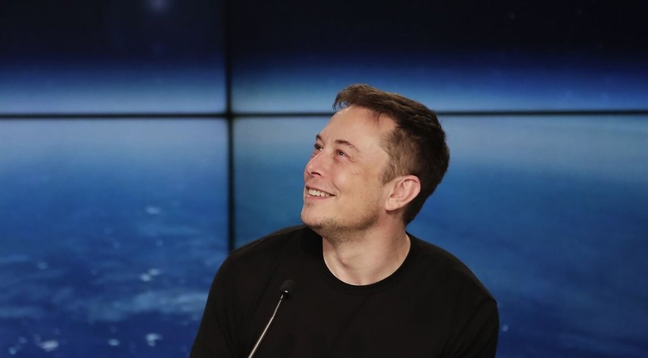 Space Buddies? FL Gov DeSantis Signs Bill Protecting Aero Companies Like Elon Musk