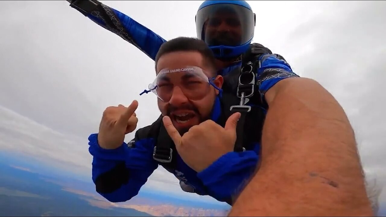 SKYDIVING AT THE GRAND CANYON!!