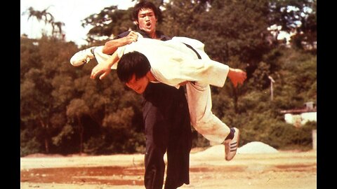 Cross kick Studio Films Bruce Lee vs Japanese Karate guy way of Dragon