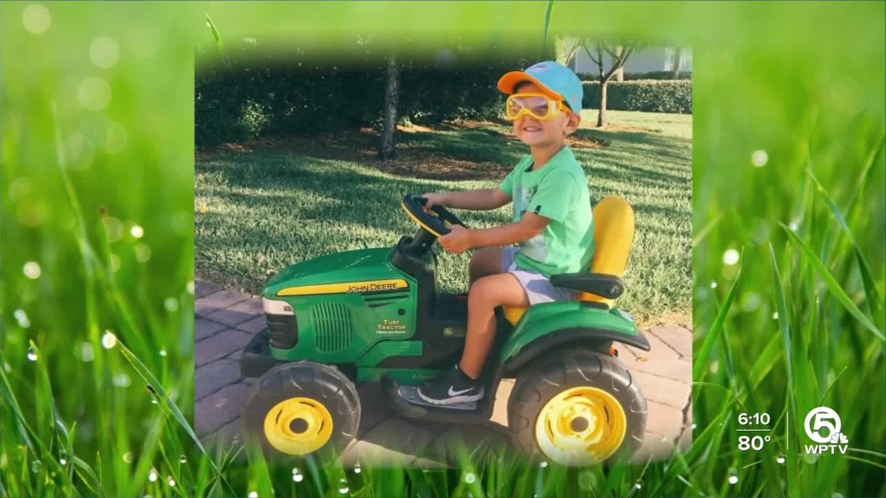 Littlest landscaper lights up work route in Palm Beach County