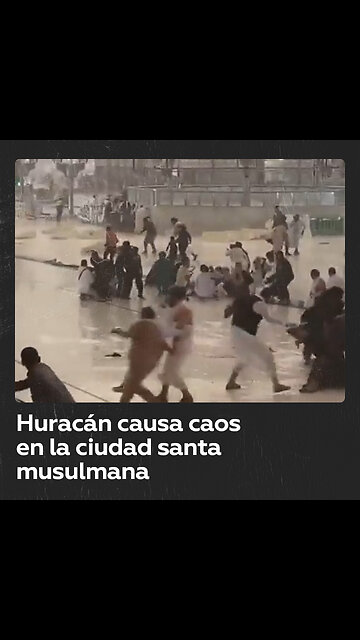 Fuerte huracán azota La Meca