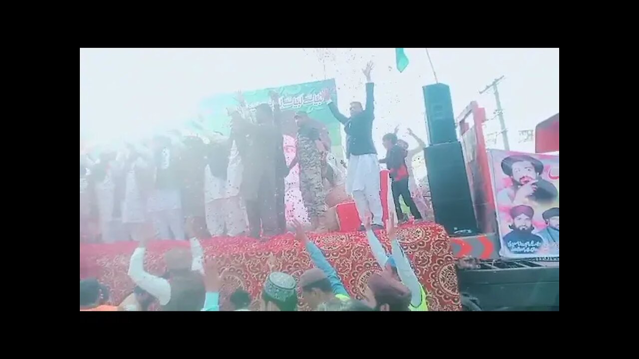 قائد محترم اسٹیج پر رونق افروز ہوئے 😍😍😍 پھولوں کی بارش 🌹🌷🌷🌷🌷🥀🥀🥀🥀🥀🌹🌹🌹🌹🌹🌹🌹🌹🌹🌹🥀🌷🌷🌷🌷🌷🌷