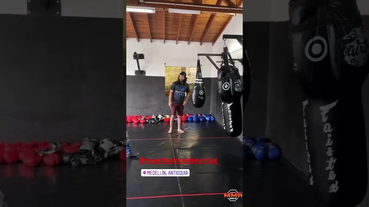 Jorge Masvidal teaching a young fan the flying knee