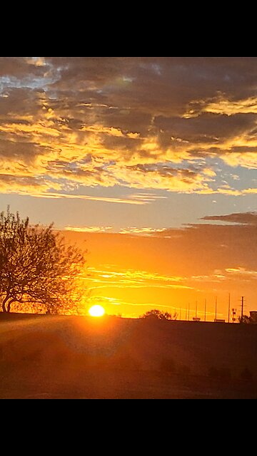 Wake up, it's time to write your story! 📝