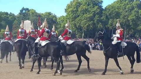 Change over of the horse guards #horseguardsparade