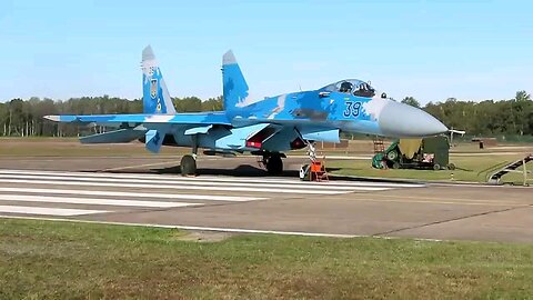 Ukrainian Sukhoi Su-27 “blows away” ground personnel in Belgium