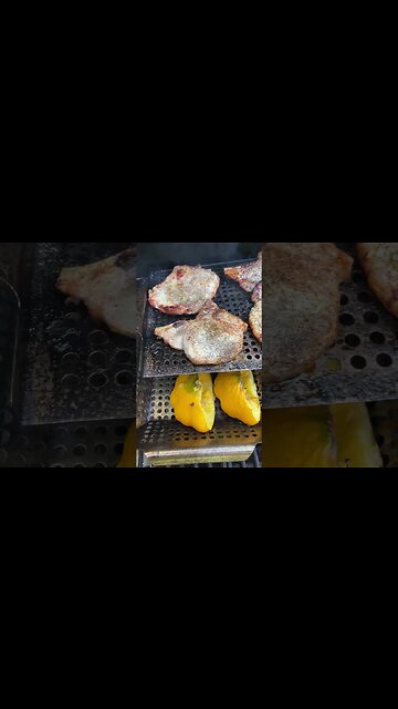 Cooking Pork Chops on a Gas Grill #cooking #meat #porkchops #grilling