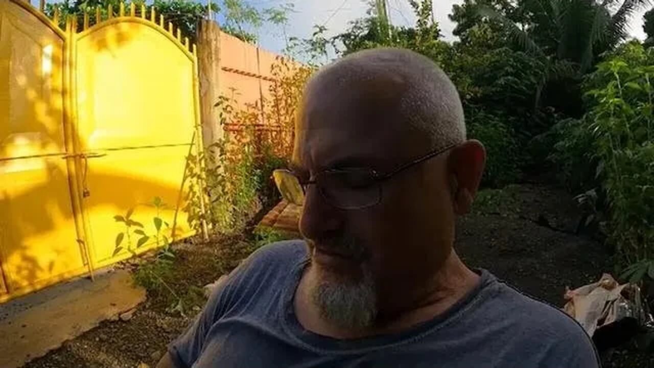 SHOUVELS AND WORKERS 2