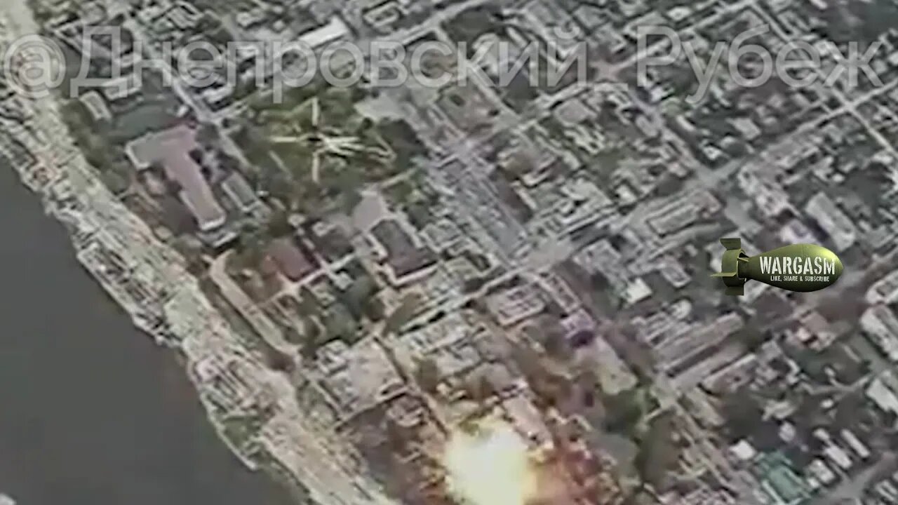 Russian airstrike using FAB500 UMPC bombs at Kherson Berislav