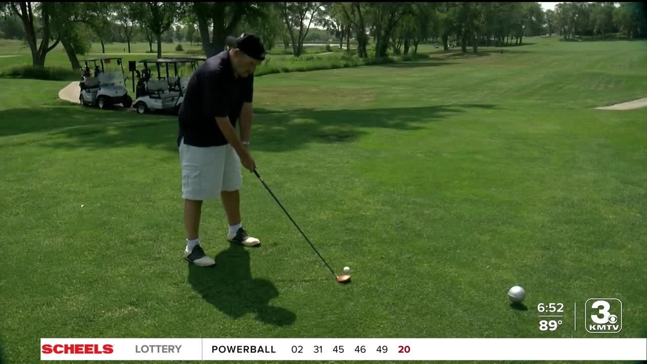 Visually impaired Nebraska golfers get chance to experience the game