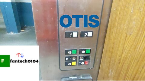 1986 Otis Hydraulic Service Elevator @ Danbury Fair Mall (Primark wing) - Danbury, Connecticut