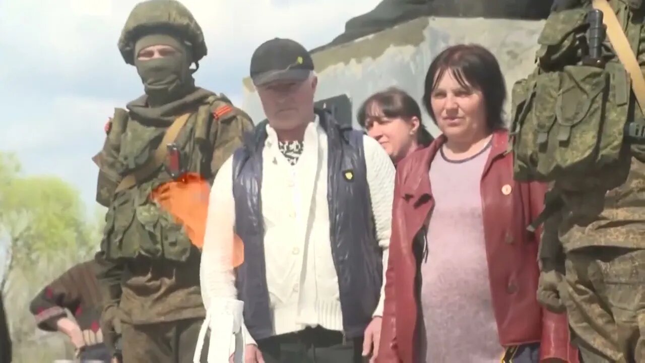 Russian Troops In The Lugansk People's Republic Help Restore A Memorial To Soviet Soldiers