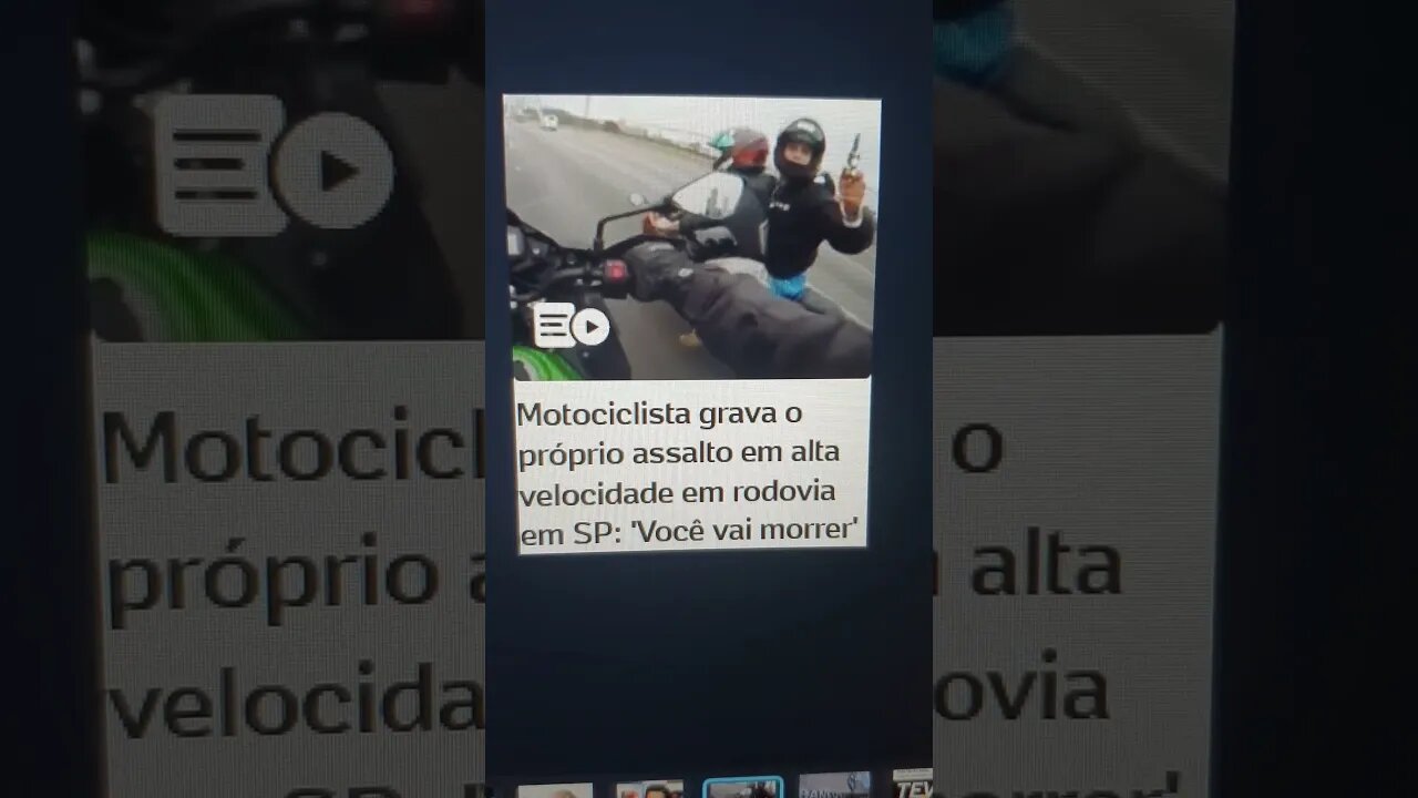 motociclista grava próprio assalto em alta velocidade em rodovia em São Paulo... estamos em guerra 🤬