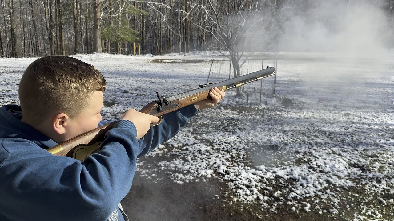 Shooting a Hawkin primitive muzzleloader!