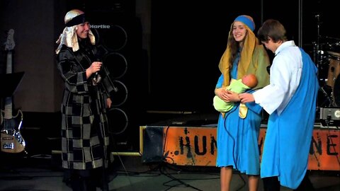 "A Christmas to Believe in" Drama