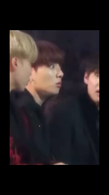 BTS first award show don’t cry oky