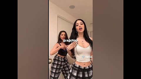 COLLIDE REMIX 🤷‍♀️ CUTE GIRL TIKTOK DANCE 🍓😉 #tiktokshorts 🍑🦋#shortsvideo #tiktokreels #shorts