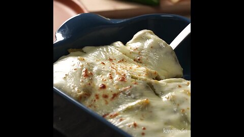 Molletes con Chilaquiles en Refractario