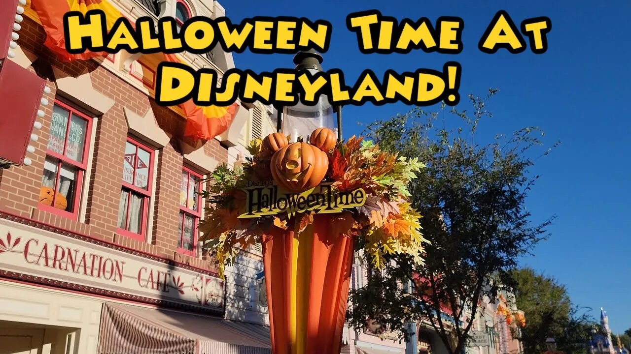 Halloween Time At Disneyland 2021 and Magic Key Photo Ops