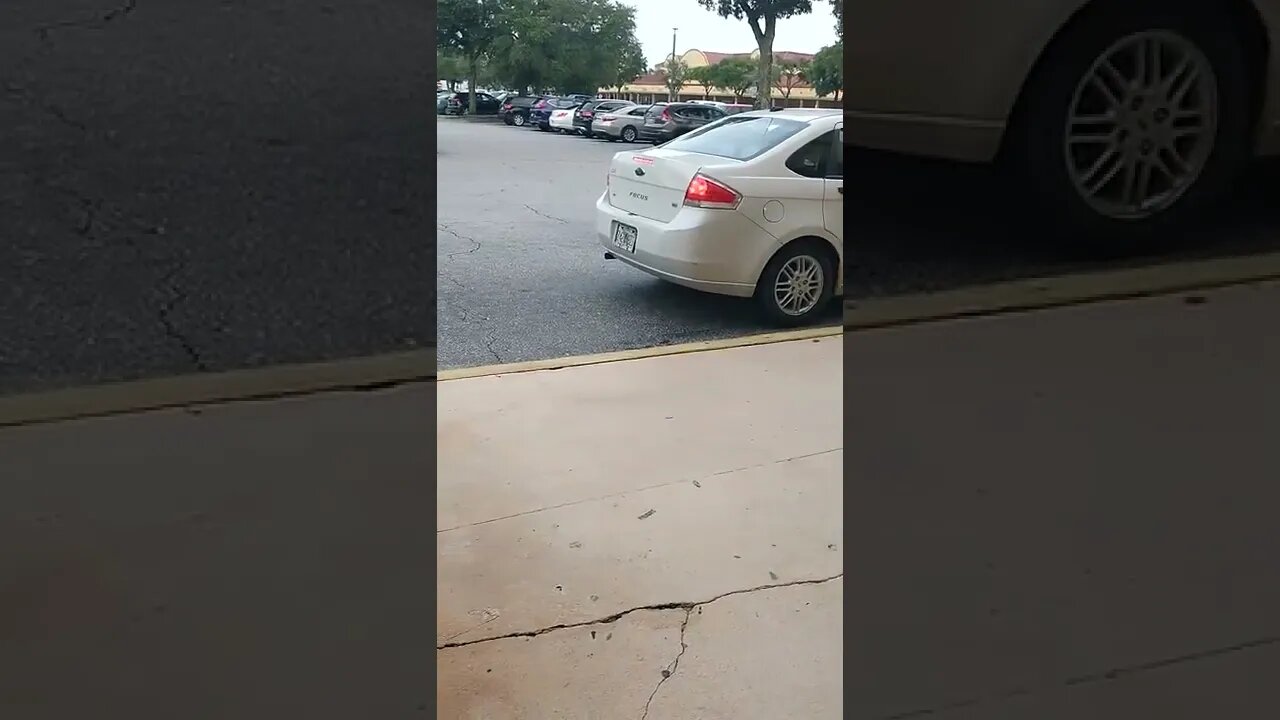 May 23, 2022 #gangstalkers strategically parked near me.