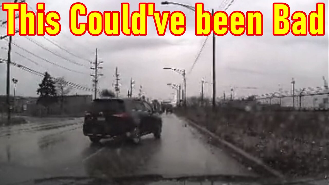 This Could've been Bad — CHICAGO, IL | Close Call | Caught On Camera | Near Death | Footage Show