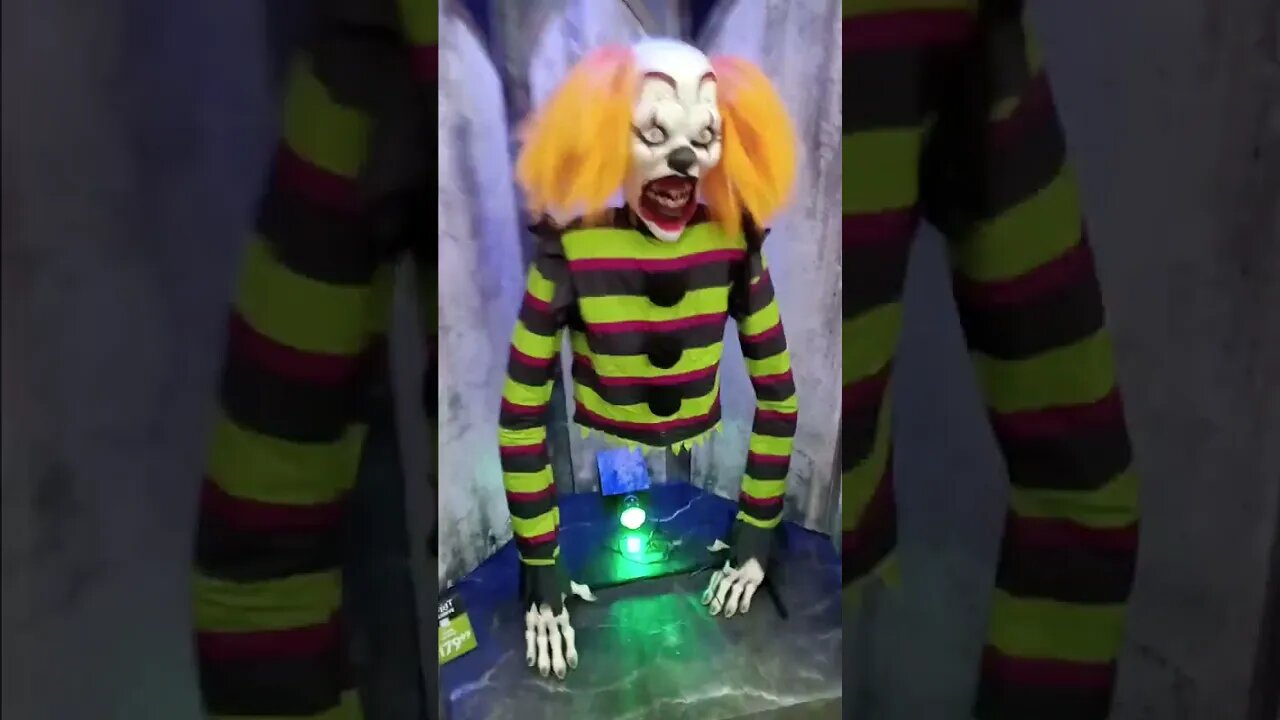 Animatronics at Spirit Halloween