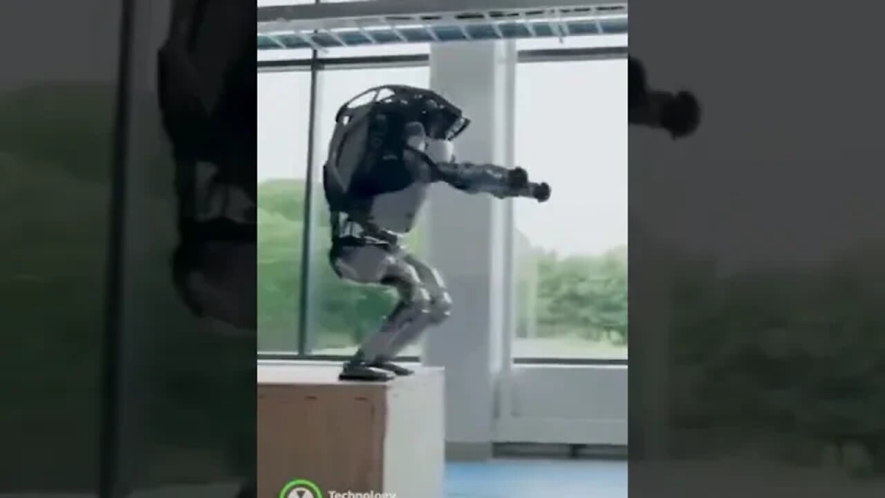 Роботы Boston Dynamics делают сальто