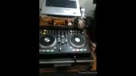 DJ mix I did in 2012 my first DJ controller before that I use straight turntables only