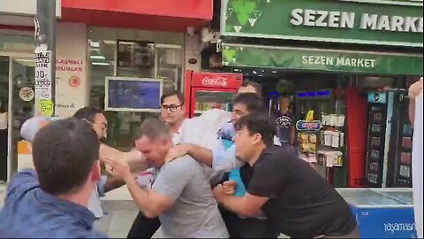 🇹🇷🇺🇸 "Yankee Go Home!" A U.S. Soldier Attacked in Izmir, Turkey