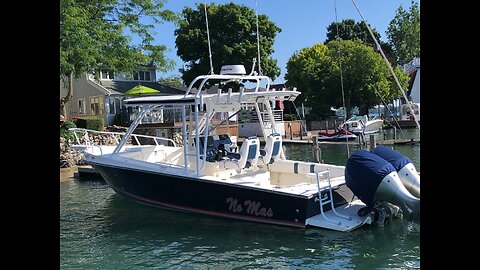 30 Salt Shaker Exterior