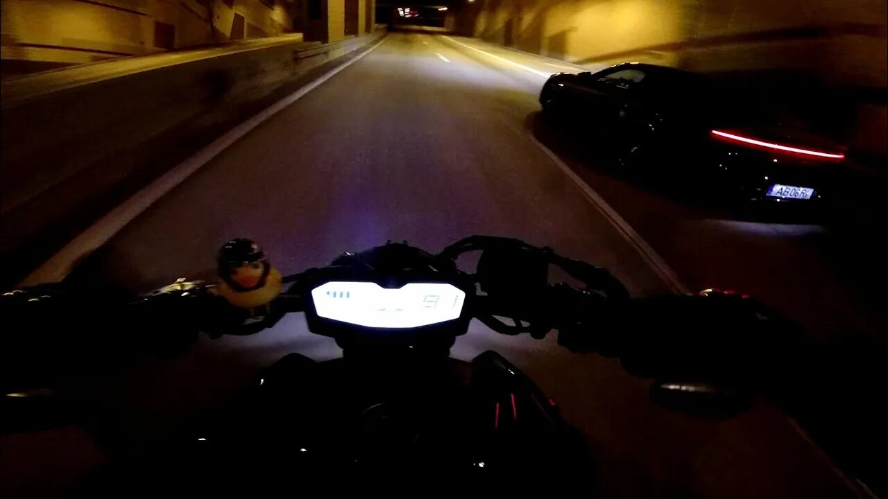 Yamaha Mt-07 Carro top passagem top 😈 "Car top pass top"